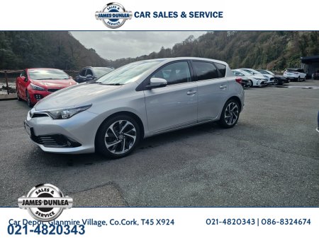 2016 Toyota Auris - thumbnail 1