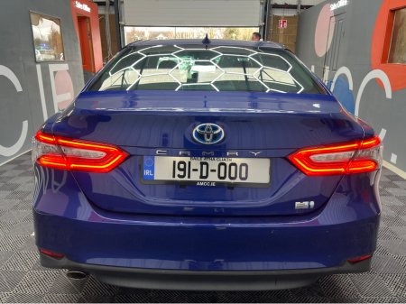 2019 Toyota Camry - view 3