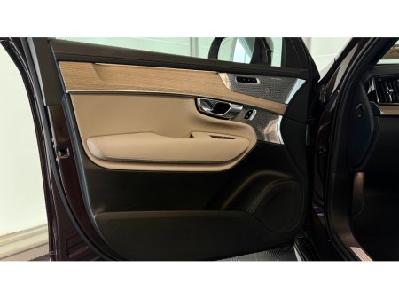 2025 Volvo XC90 - thumbnail 14