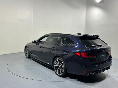 2021 BMW 5 Series 520D M Sport Touring €40,800 thumbnail
