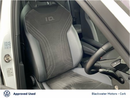 2023 Volkswagen ID.4 52KWH 148BHP LIFE PURE WITH 'STYLE' INTERIOR €25,995 thumbnail
