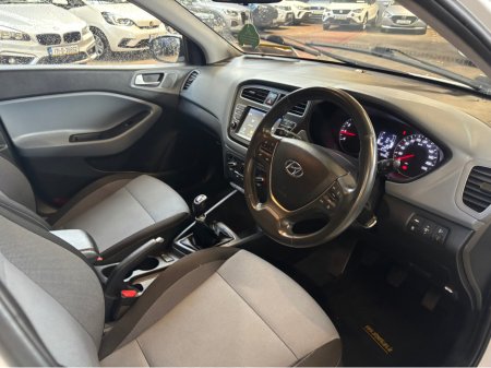 2021 Hyundai i20 - thumbnail 7