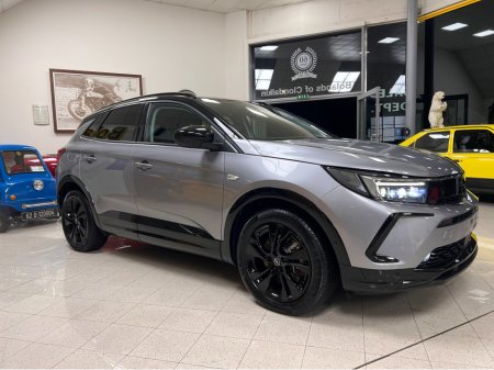 2023 Opel Grandland AUTOMATIC HYBRID Tiny Kms As New Top Of The Sportsline Spec Twin Tone €28,950 thumbnail
