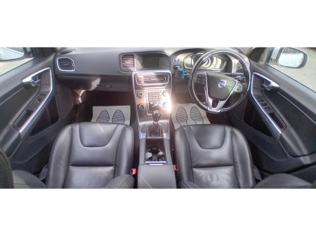 2015 Volvo V60 D2 SE 5DR...LOW MILEAGE... €10,950 thumbnail