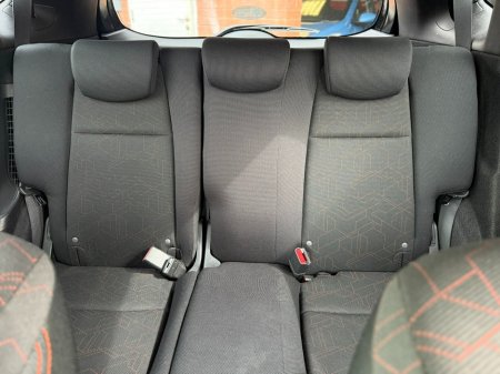 2016 Honda Fit - thumbnail 11