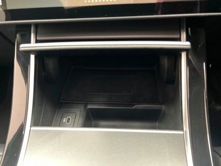 2024 Land Rover Range Rover Velar HSE P400e *PAN ROOF* €65,990 thumbnail