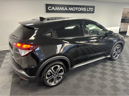 2017 Honda Vezel - thumbnail 4