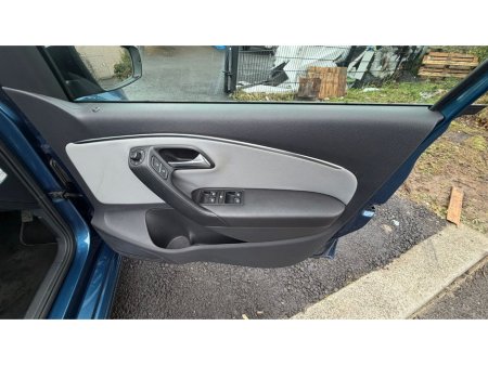 2014 Volkswagen Polo 1.4 TSI 5DR 150HP BlueGT €11,999 thumbnail