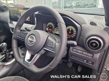 2025 Nissan Juke 1.0T SV Premium €28,950 thumbnail