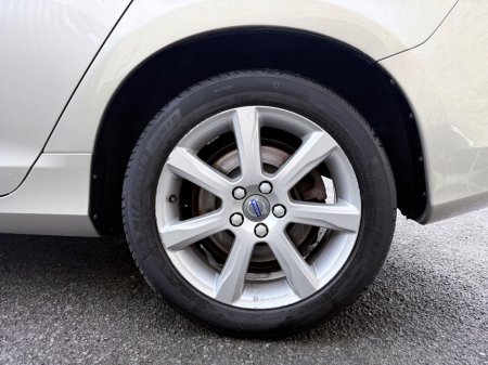 2016 Volvo V60 - thumbnail 19