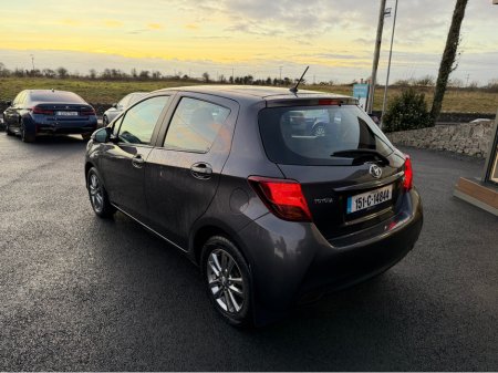 2015 Toyota Yaris Mint Yaris - 1.0 petrol - fantastic spec €11,750 thumbnail