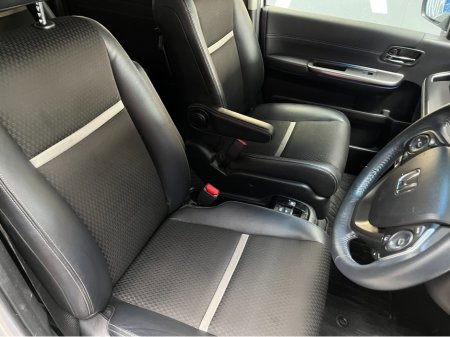 2018 Honda Stepwagon - thumbnail 9