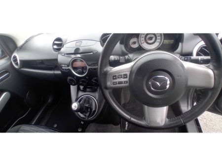2010 Mazda Mazda2 - thumbnail 20