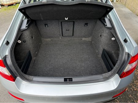 2016 Skoda Octavia 2.0 TDI Pan Roof €7,990 thumbnail