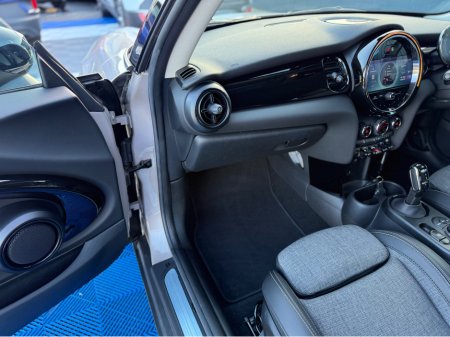 2021 MINI Cooper D 1.5 DIESEL - AUTO - 12M WARRANTY - CAR: 1652 thumbnail