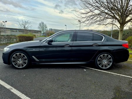 2017 BMW 5 Series - thumbnail 2