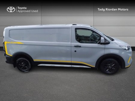 2024 Ford Transit Custom - thumbnail 3