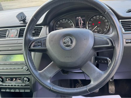 2013 Skoda Rapid - thumbnail 8