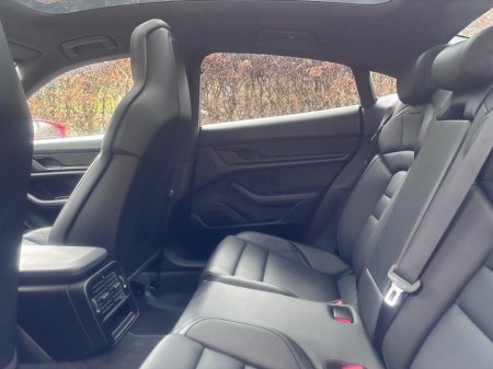 2021 Porsche Taycan - thumbnail 20