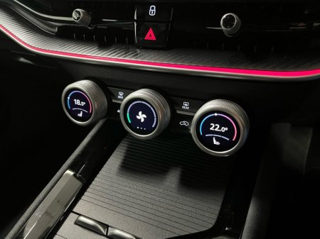 2025 Skoda Superb Sportline DSG 2.0TDI 150BHP - Reversing Camera - Climate Control - Heated Seats - Cruise Control - Keyless Start - Apple CarPlay/Android Auto €53,950 thumbnail