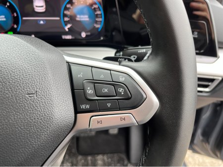 2022 Volkswagen Golf - thumbnail 23