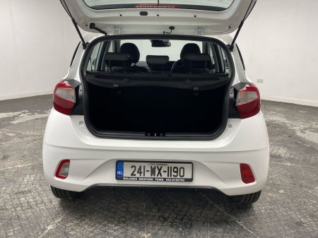 2024 Hyundai i10 i10 Classic €16,995 thumbnail