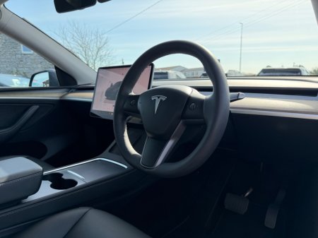 2023 Tesla Model Y - thumbnail 8