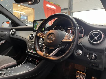 2017 Mercedes-Benz CLA Class - thumbnail 9