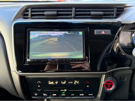 2020 Honda Grace - thumbnail 17