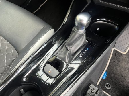 2019 Toyota C-HR - thumbnail 16