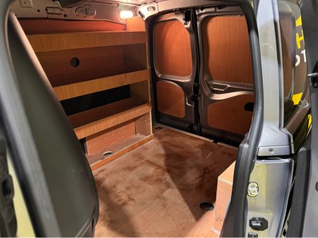 2024 Opel Combo SPORTIVE L1H1-1.5 100PS D-6SPEED TOP SPEC €19,950 thumbnail