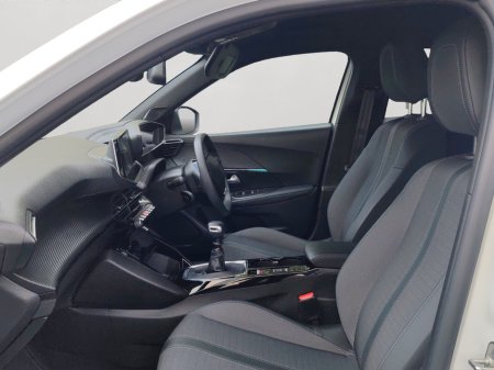 2023 Peugeot 2008 - photo 18