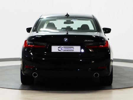 2022 BMW 3 Series - thumbnail 4