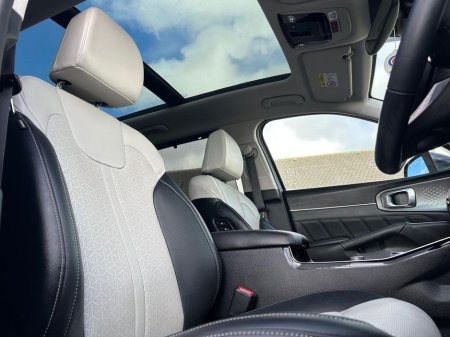 2024 Kia Sorento K4 2.2D 7 Seater Dual Zone Climate Control, Electric Mirrors, Electric Seats, Reversing Camera, Leather Upholstery, Fog Lamps 1 years aa membership * €57,900