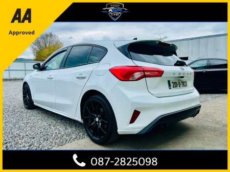 2020 Ford Focus - photo 6