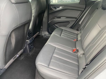 2025 Audi Q4 e-tron 45 Black Edition Quattro S-Line Auto EV €47,900 thumbnail