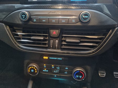 2019 Ford Focus 1.5 TDCi 120PS ST-Line €13,899 thumbnail