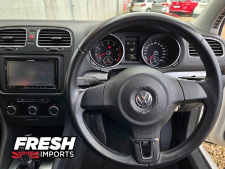 2013 Volkswagen Golf - thumbnail 7