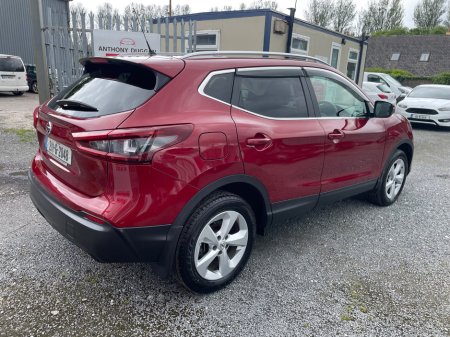 2021 Nissan Qashqai 1.3 PET SE DCT €23,995 thumbnail