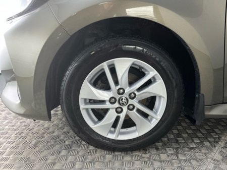 2021 Toyota Yaris - thumbnail 12