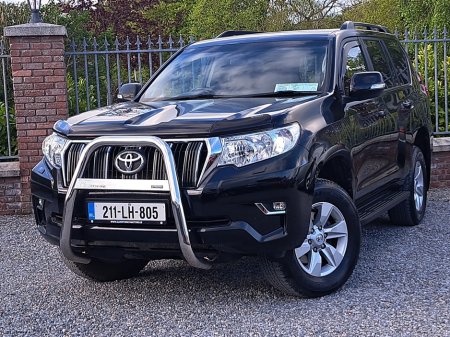 2021 Toyota Landcruiser - photo 2