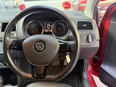 2015 Volkswagen Polo - thumbnail 10