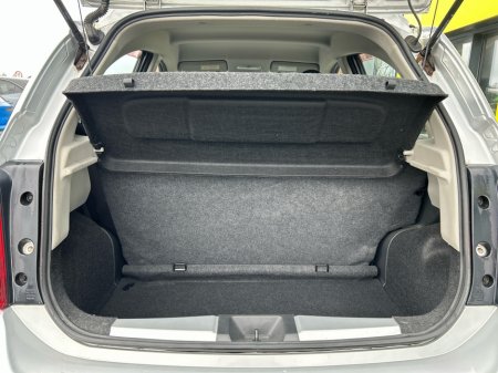 2013 Nissan Micra - thumbnail 12