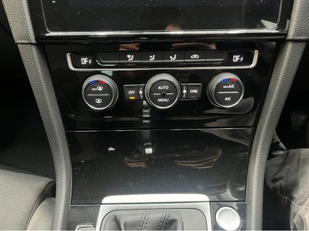 2018 Volkswagen Golf - thumbnail 18