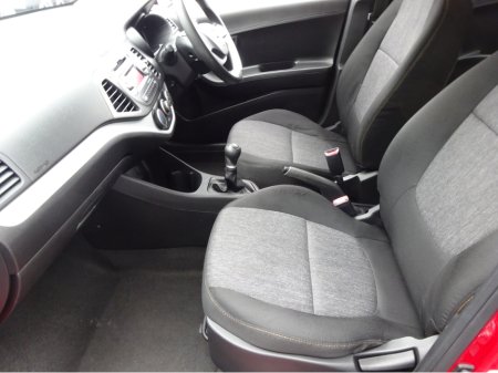 2013 Kia Picanto 1.0 PETROL 5 DOOR 68BHP LOW MILEAGE KEY 71 €6,450 thumbnail