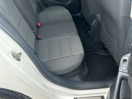 2013 Volkswagen Golf - thumbnail 12