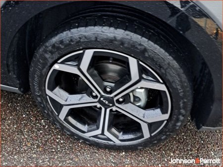 2025 Kia Niro Niro K3 HEV 3.9% APR available €35,900 thumbnail