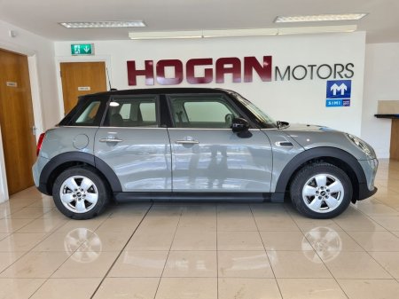 2019 MINI Cooper Classic 5dr €18,950 thumbnail