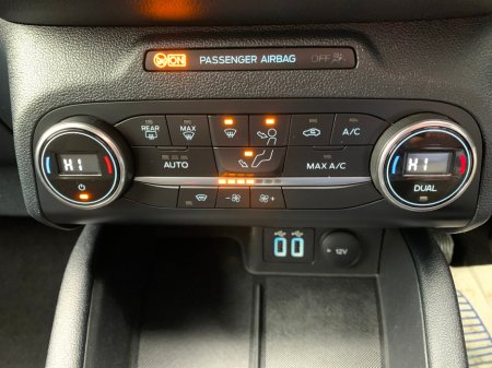 2022 Ford Kuga 1.5 TDCI 120 PS TITANIUM COMMERCIAL // PRICE EXCL. VAT // GREAT CONDITION // FULL SERVICE HISTORY // ONE OWNER // NEW MODEL // €16,662 thumbnail