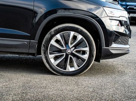 2024 Skoda Karoq - thumbnail 3